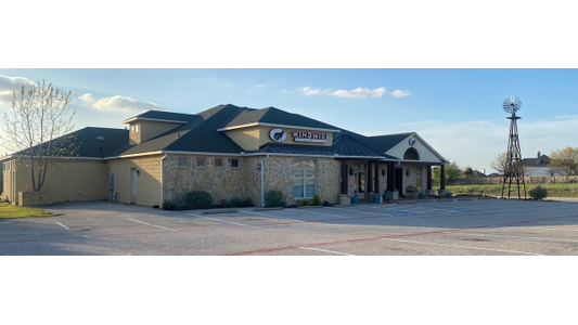Windmill Veterinary Center building exterior