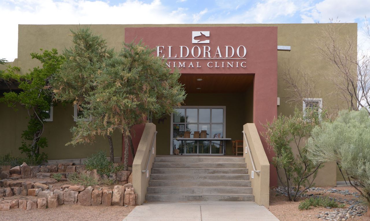 Eldorado Animal Clinic Building entrance
